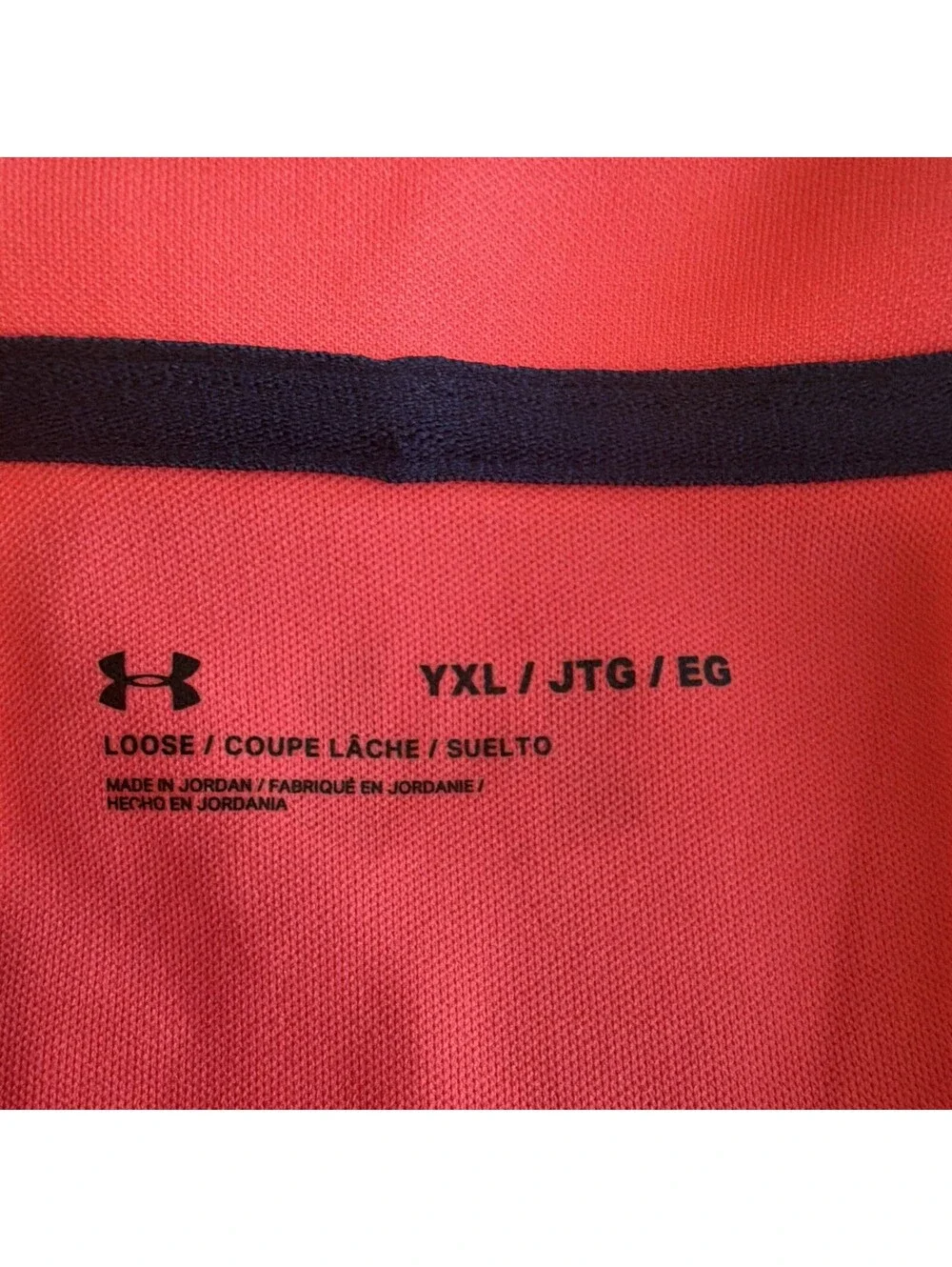 Under Armour Boys size YXL Solid Logo Polo Shirt Short Sleeve Loose Fit Pullover